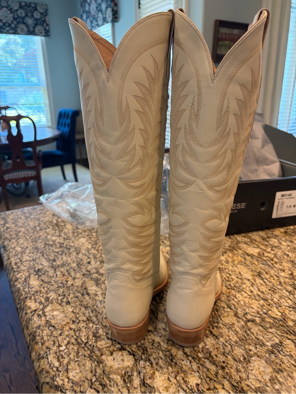 Lucchese Women’s Sorrell Tall Boot 7.5 Ivory - Picture 3 of 10